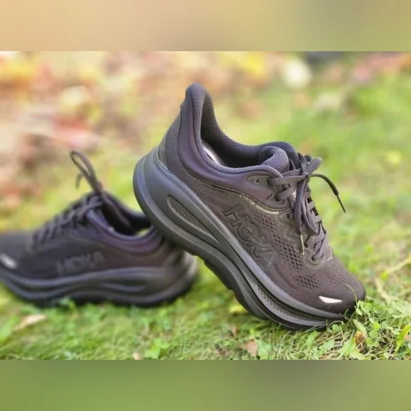 Size 10.5B - Women's HOKA BONDI 9 All Black - Picture 6 of 16